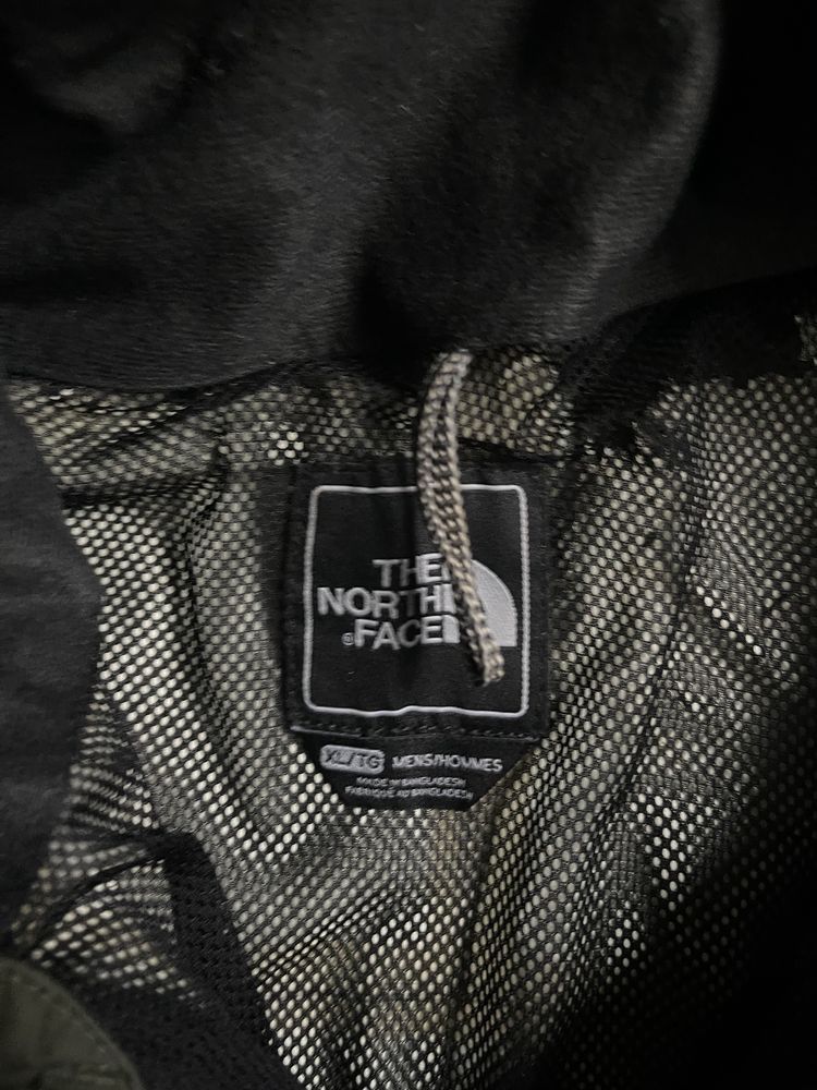 Green Hyvent North Face Raincoat image 4