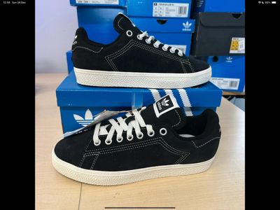 Adidas Black Stan Smith Sneakers Uk 4,5,6 womens