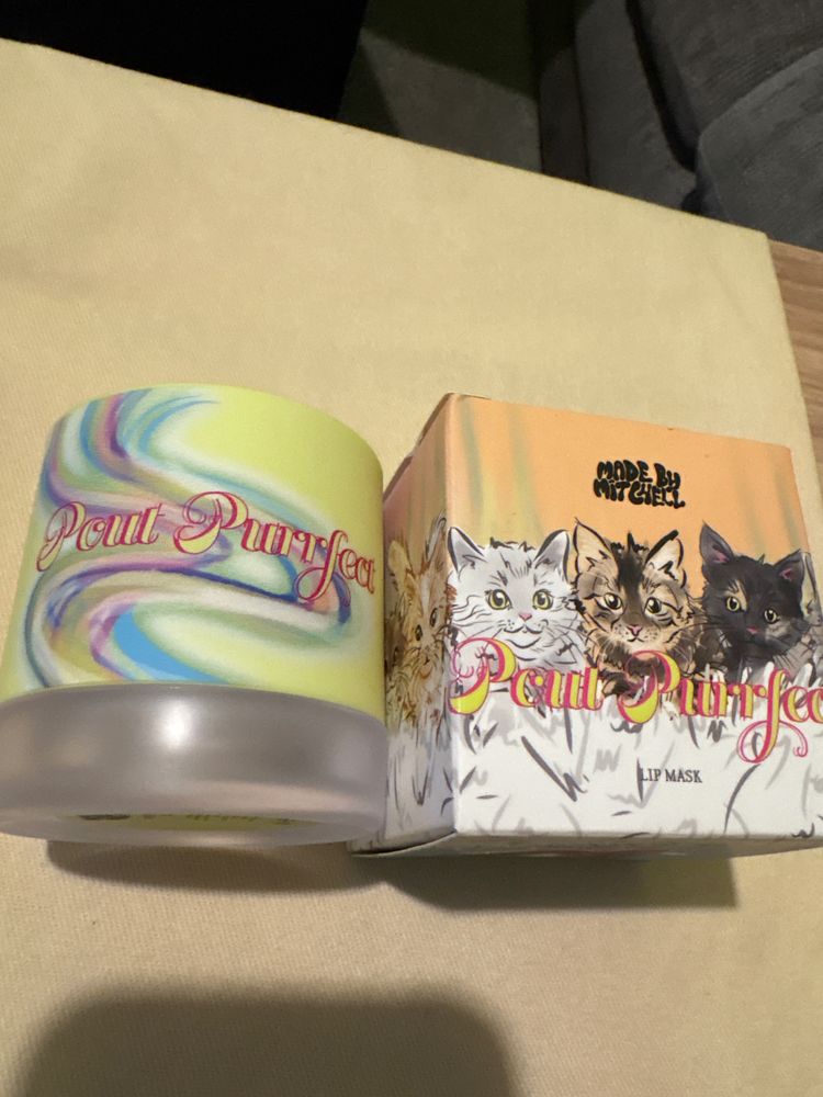 MBM pour perfect  Lip Mask