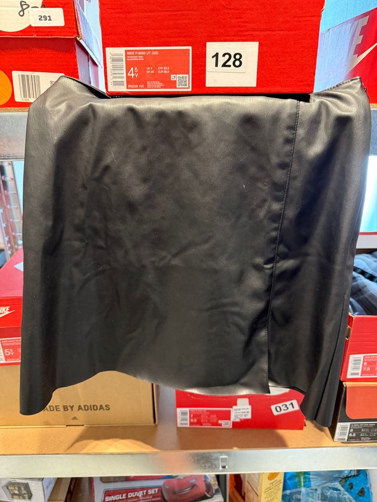 Black Skirt