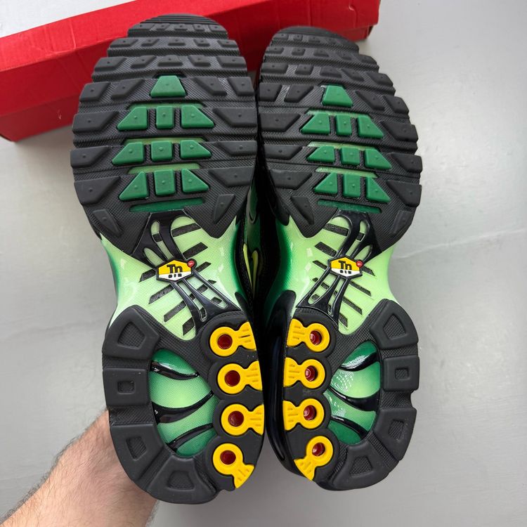 Nike Air Max Plus TN UK 8.5 Vapor Green Lemon Twist Men's Trainers DM0032-301 imagen 9
