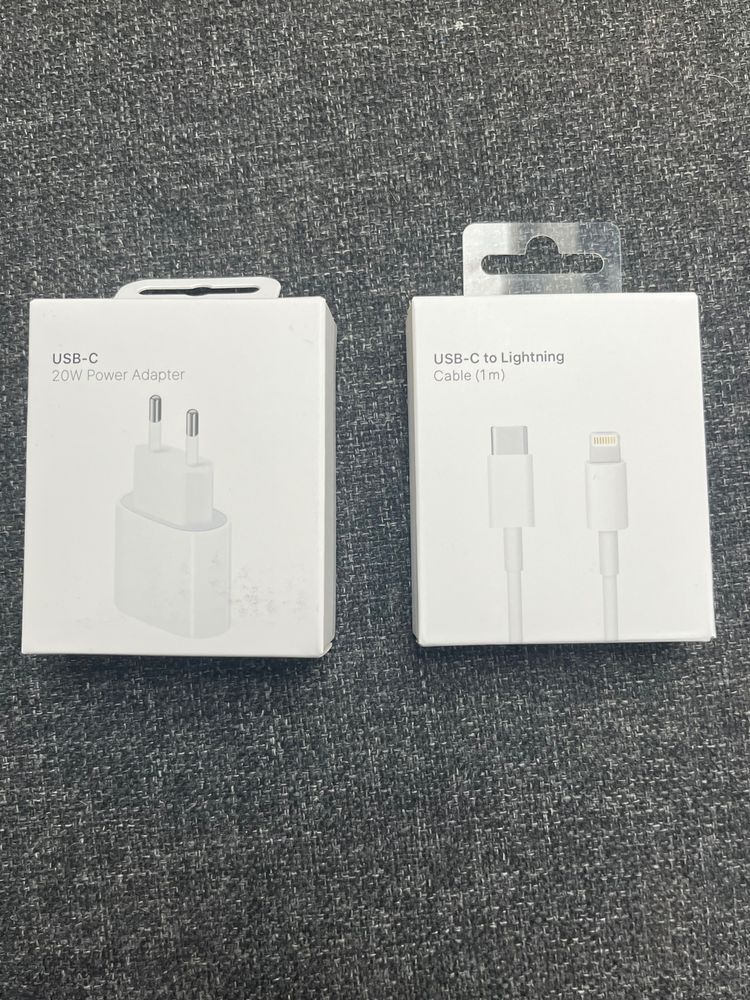 Usb-C 20W Power Adapter And Usb-C To Lightning Cable (1M)