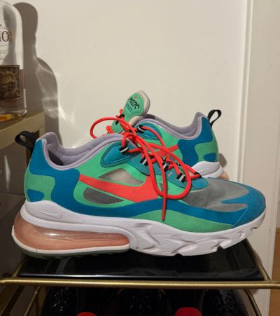 Nike 270 reacts