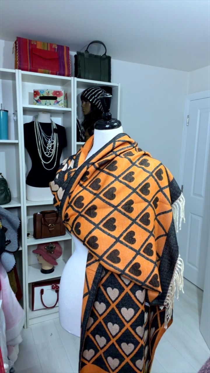 Other heart scarf product image