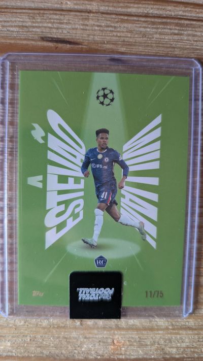 Estêvão Willian RC Topps Total Football Green /75 Chelsea