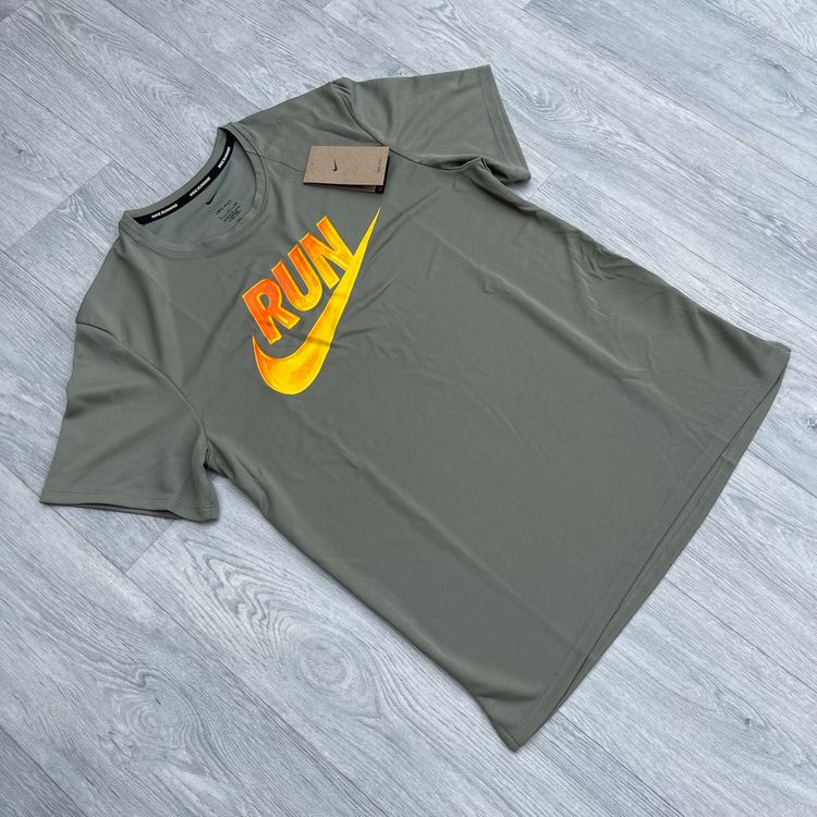 Nike Run Energy Miler Training Top - Light Army