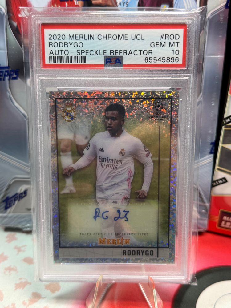2020 Merlin Chrome Ucl Rodrygo Auto Speckle Refractor Card
