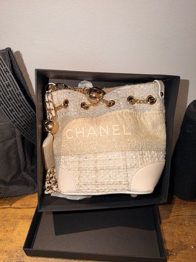 Chanel Bucket Bag gwp in box