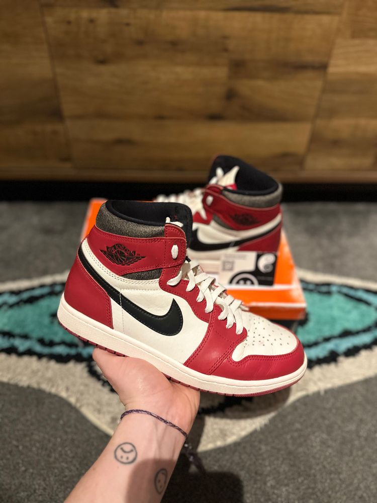 Jordan 1 Retro High “Lost and Founds” U.K. 9