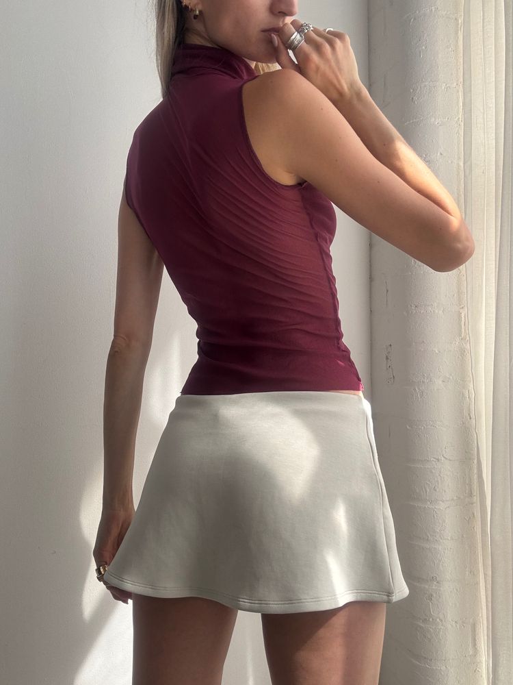 Sleeveless Mock Neck Top  2