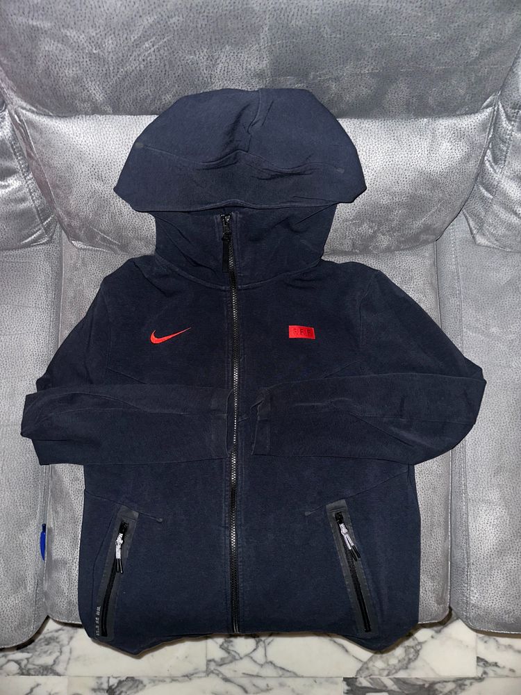 Nike Nike Black Zip-Up Hoodie product image