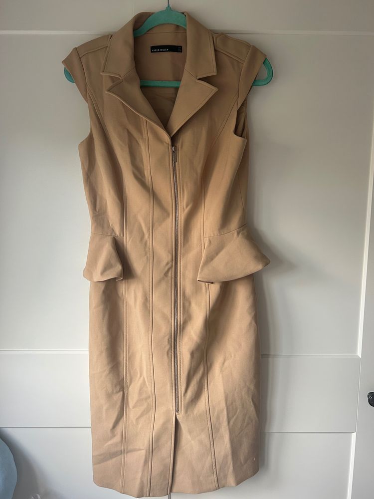 Karen Millen Karen Millen Sleeveless Beige Dress With Peplum Detail product image