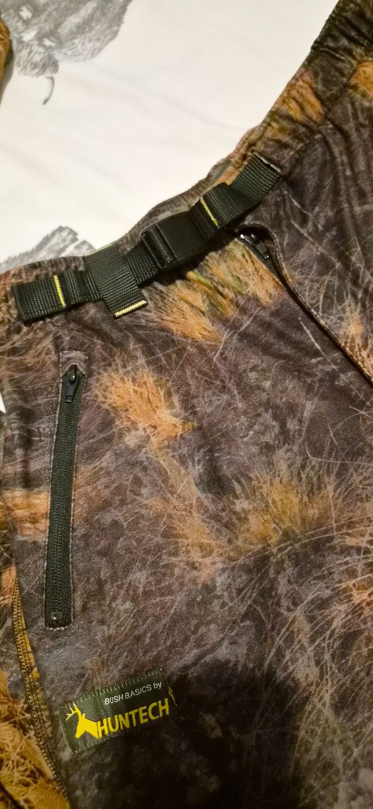 Huntech Camouflage Hunting Clothing Set image 3