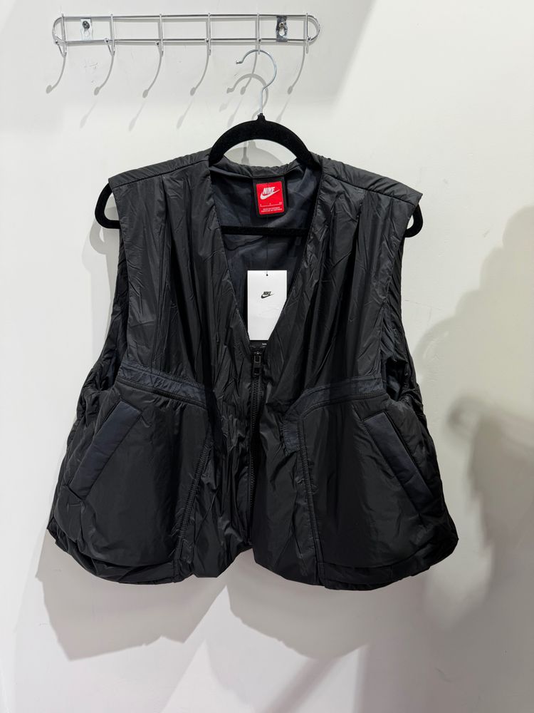Nike Black Sleeveless Vest tech