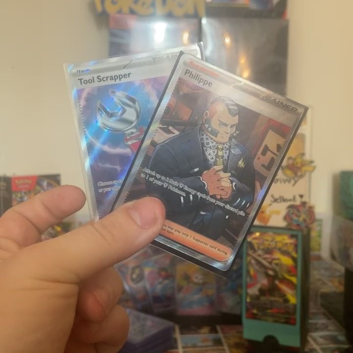 On Running cards on screen product image