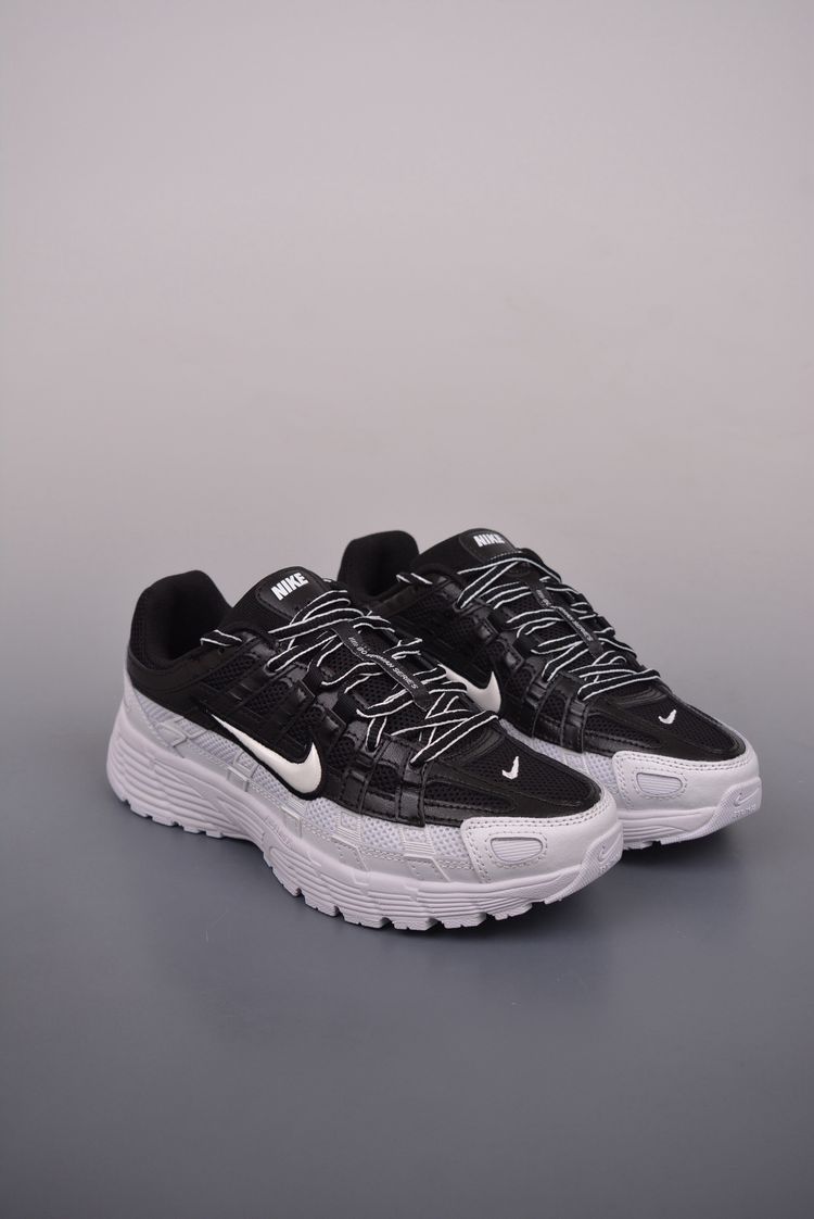 Nike Black And White Sneakers 2