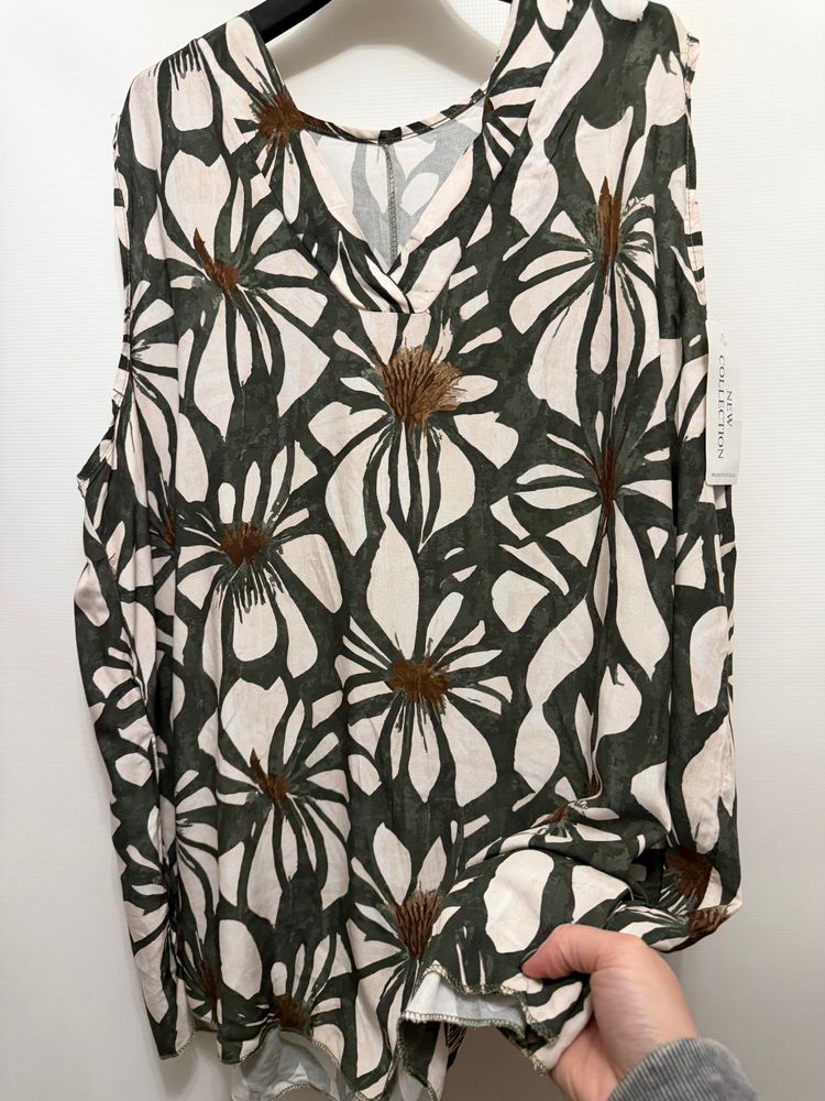 Floral Sleeveless Top