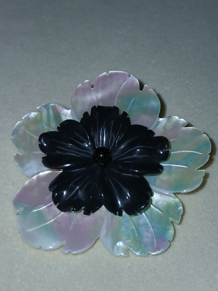 Vintage Carved Mother of Pearl & Black Shell Layered Flower Pendant image 9
