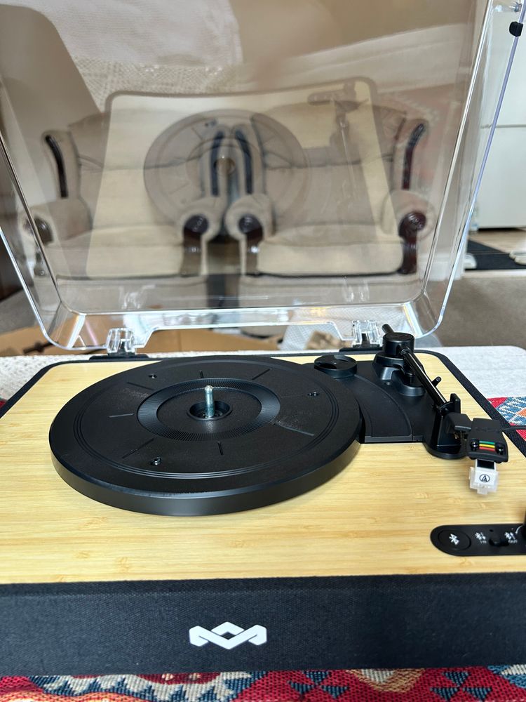 House Of Marley Stir It Up Turntable System 2