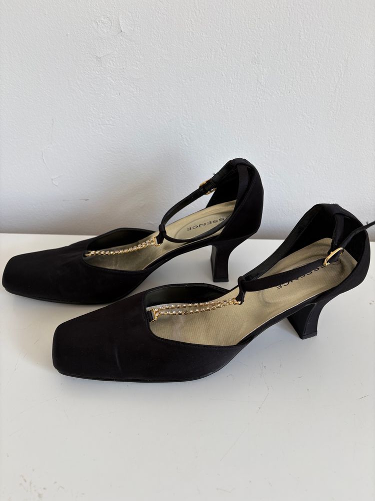 Essence Black Fabric Upper Heels With Chain Detail