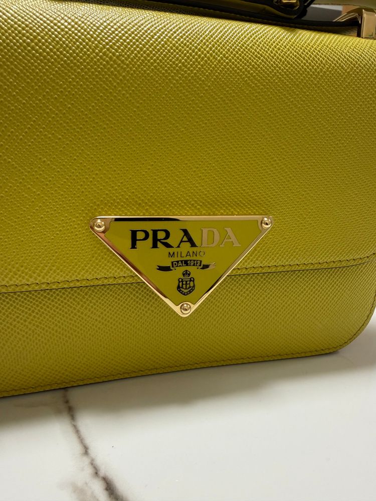 Borsa a spalla Prada in Saffiano con pattina imagen 3