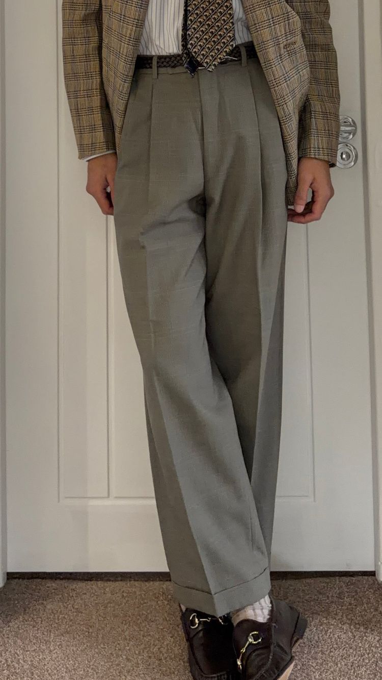 Immagine di Renoma Paris 1980s Double Pleated Check Wool Pants - Size 30 Waist 5