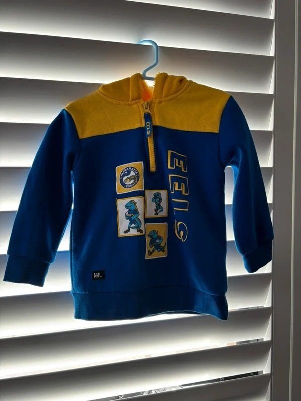 Blue And Yellow Children'S Hoodie With Dinosaur Patches imagen 1
