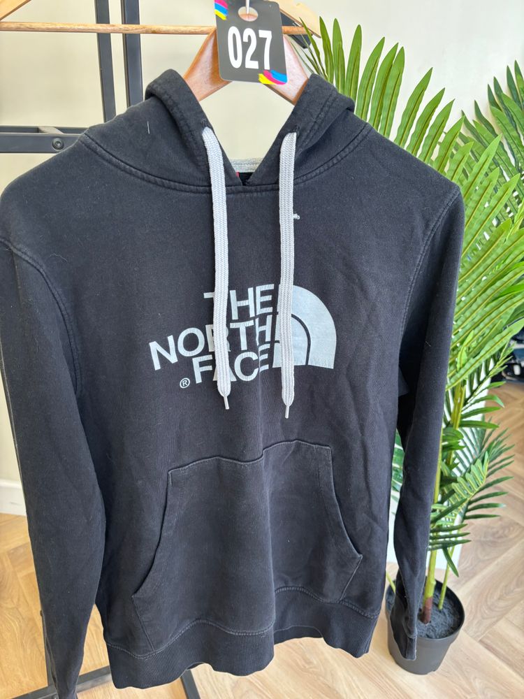 The North Face Men'S Black Hoodie