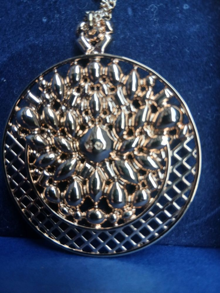 Immagine di Authentic Swarovski Necklace And Ring Set 5