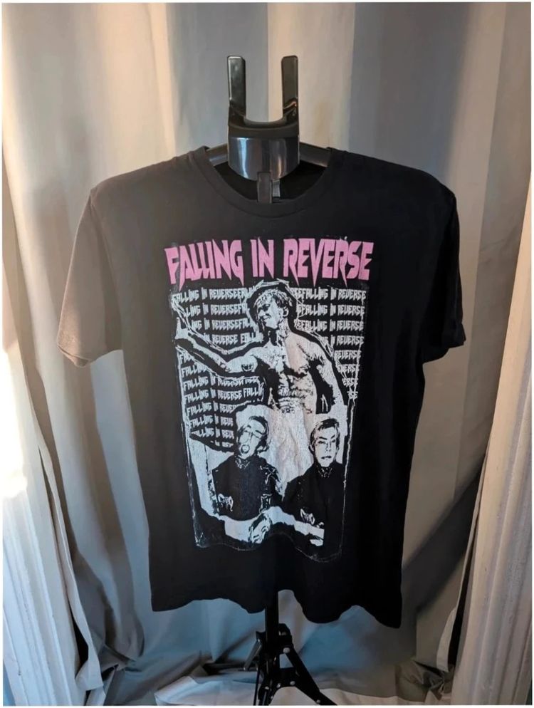 Official Falling In Reverse Pink Logo Black Graphic Band T Shirt Medium UK 10 12 image 1