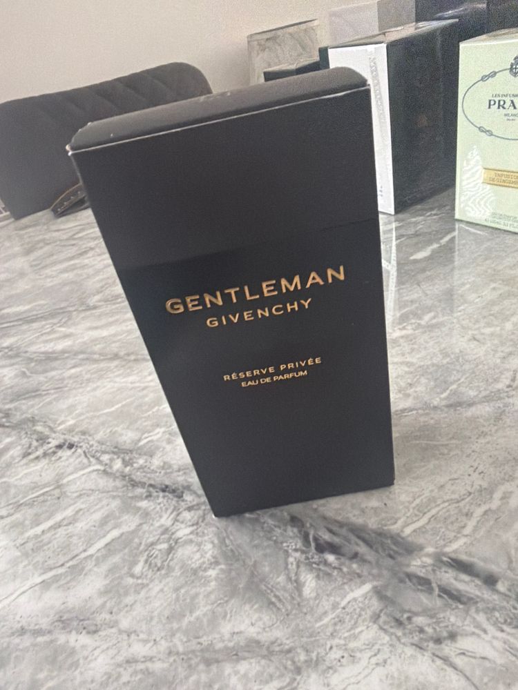 Gentleman Givenchy Eau De Parfum image 1