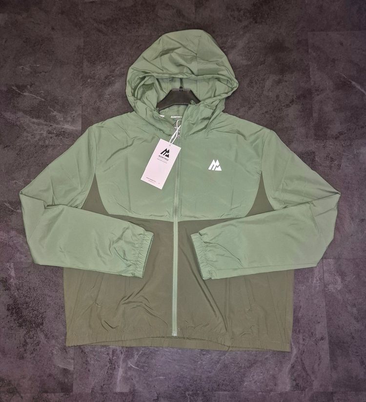 Montirex womens windrunner