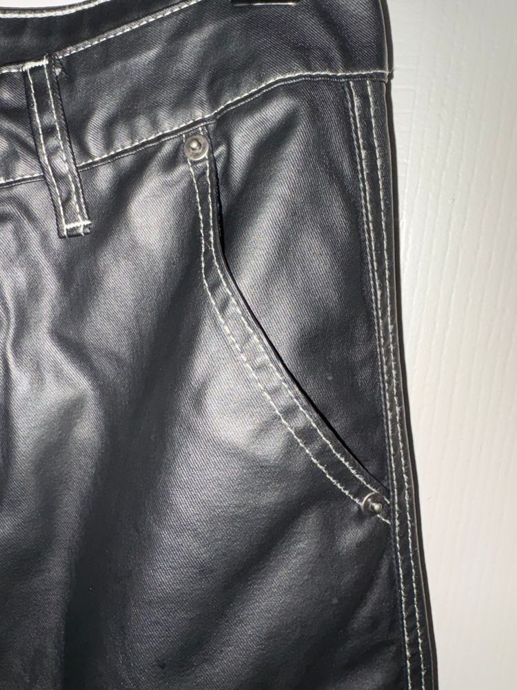 Prettylittlething Black Faux Leather Pants obraz 5