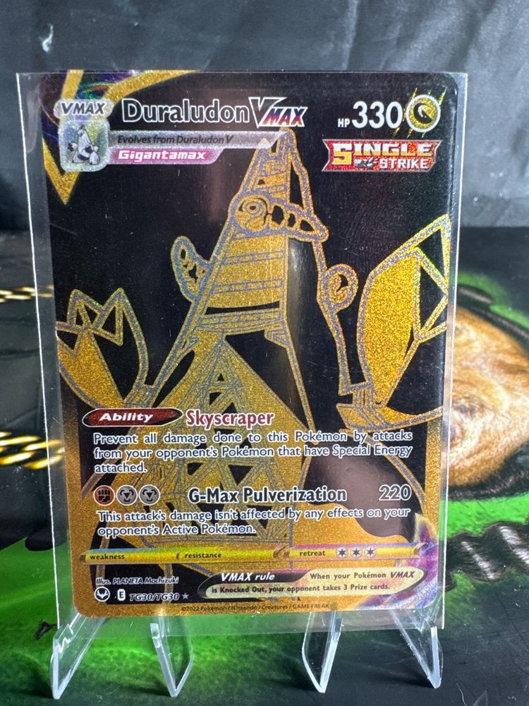 Duraludon Vmax Pokémon Card