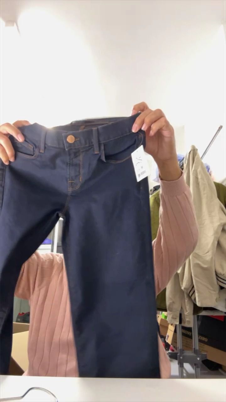 J Brand Newish / Prelovedish Streatch Ladies Jeans W25 - J Brand product image