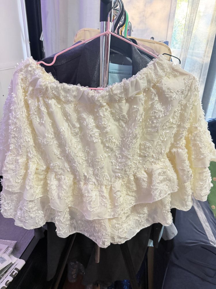 White Textured skirt with attached shorts With Ruffles image 1