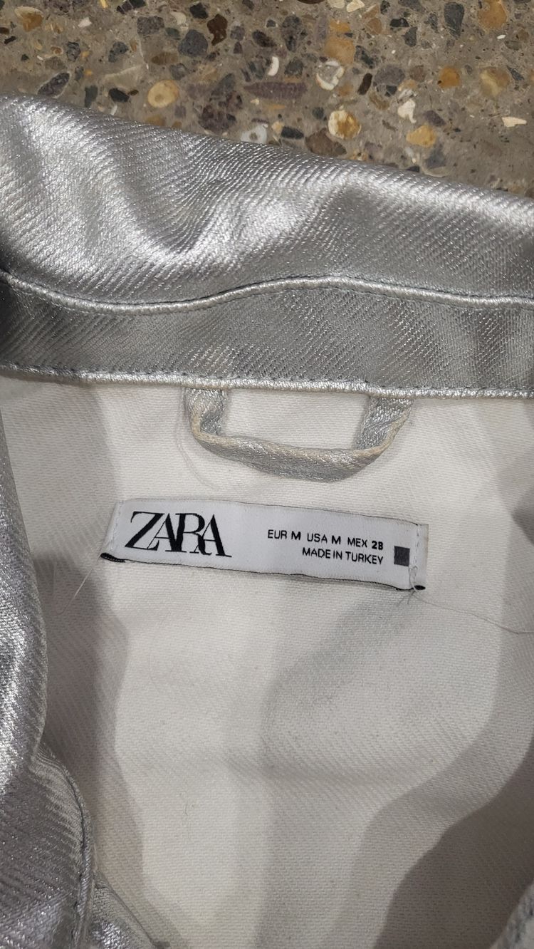 Immagine di Zara Silver Cropped Jacket 2