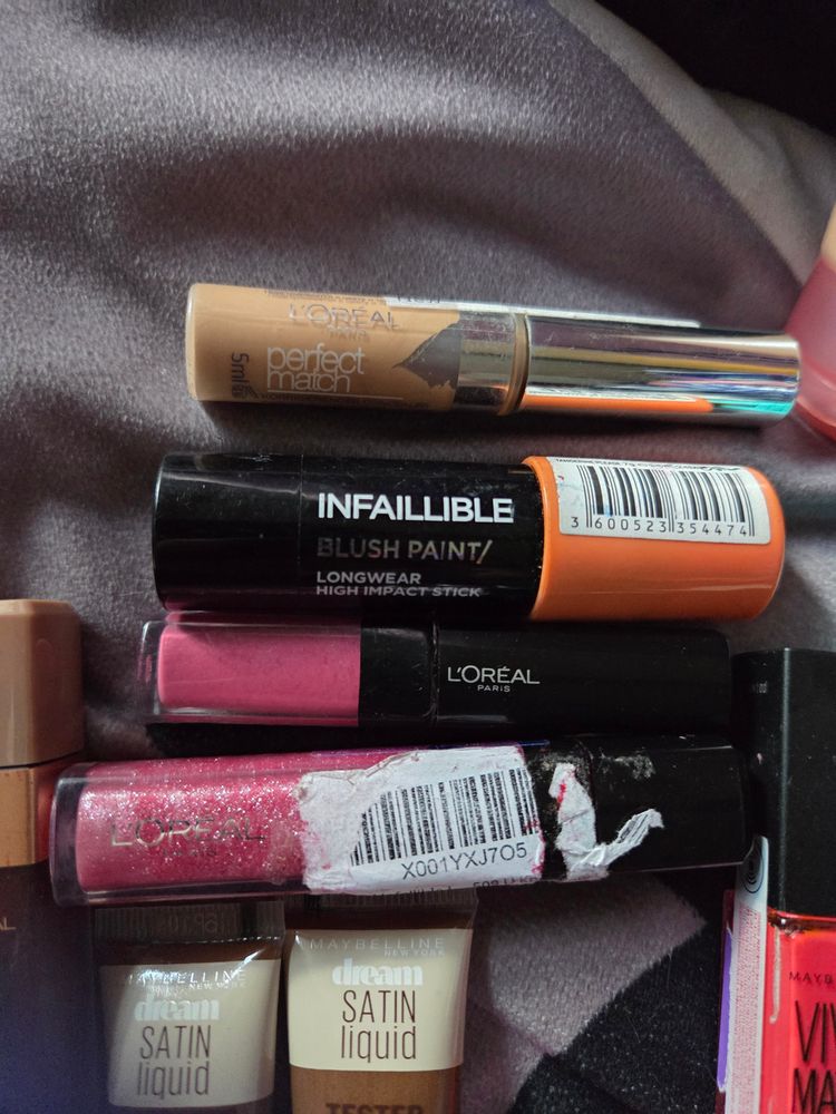 Mixed 17 piece makeup bundle image 5