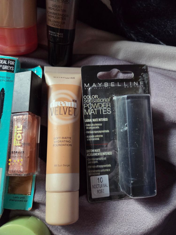 Mixed 17 piece makeup bundle image 9