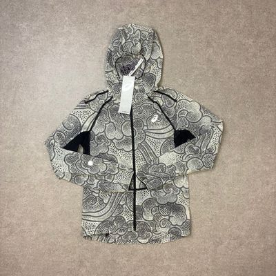 ASICS Limited Series Windbreaker Jacket Performance Black / Cream