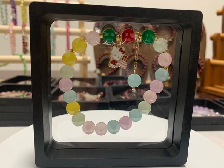 Colorful Beaded Bracelet With Hello Kitty Charm image 3