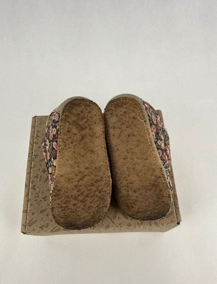 Wheat Floral Baby Shoes EU19 4
