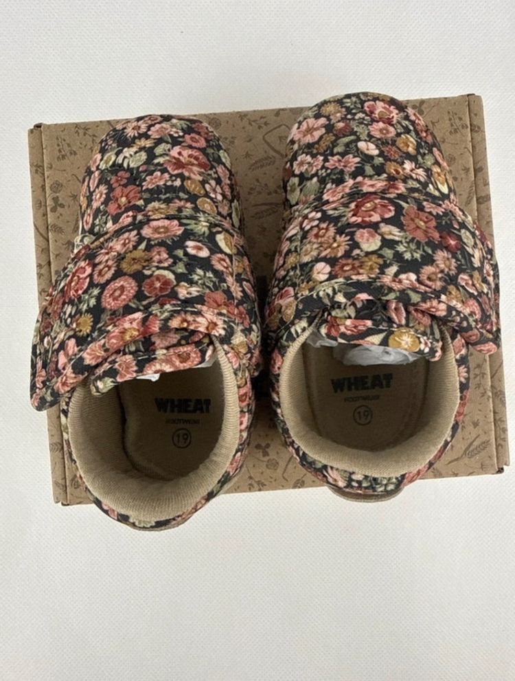 Wheat Floral Baby Shoes EU19 2