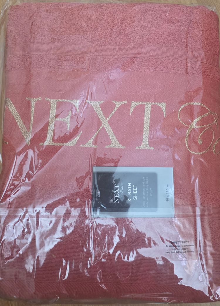 Pack of 3 Rust Colour Next Xl Bath Sheet Towel Price Marked £49 imagen 2