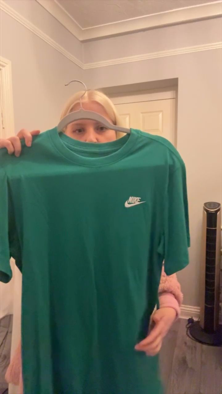 Nike nike tee size small product image