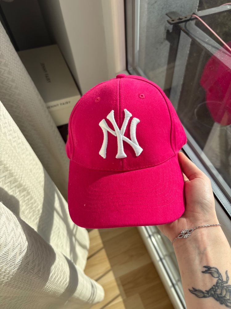 New York Yankees Pink Baseball Cap