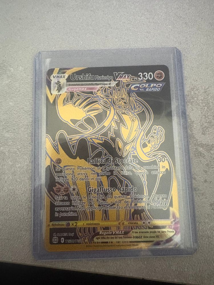 Pokémon Vmax Trading Card image 1