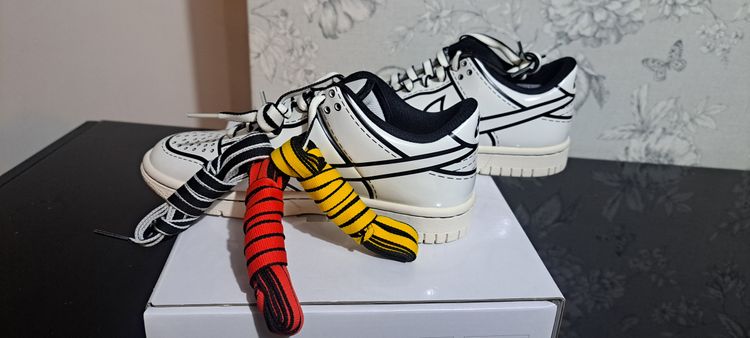 Nike Dunk Low LEGO COL (GS) UK4.5 EUR 37.5 White Brand New Full Box image 2