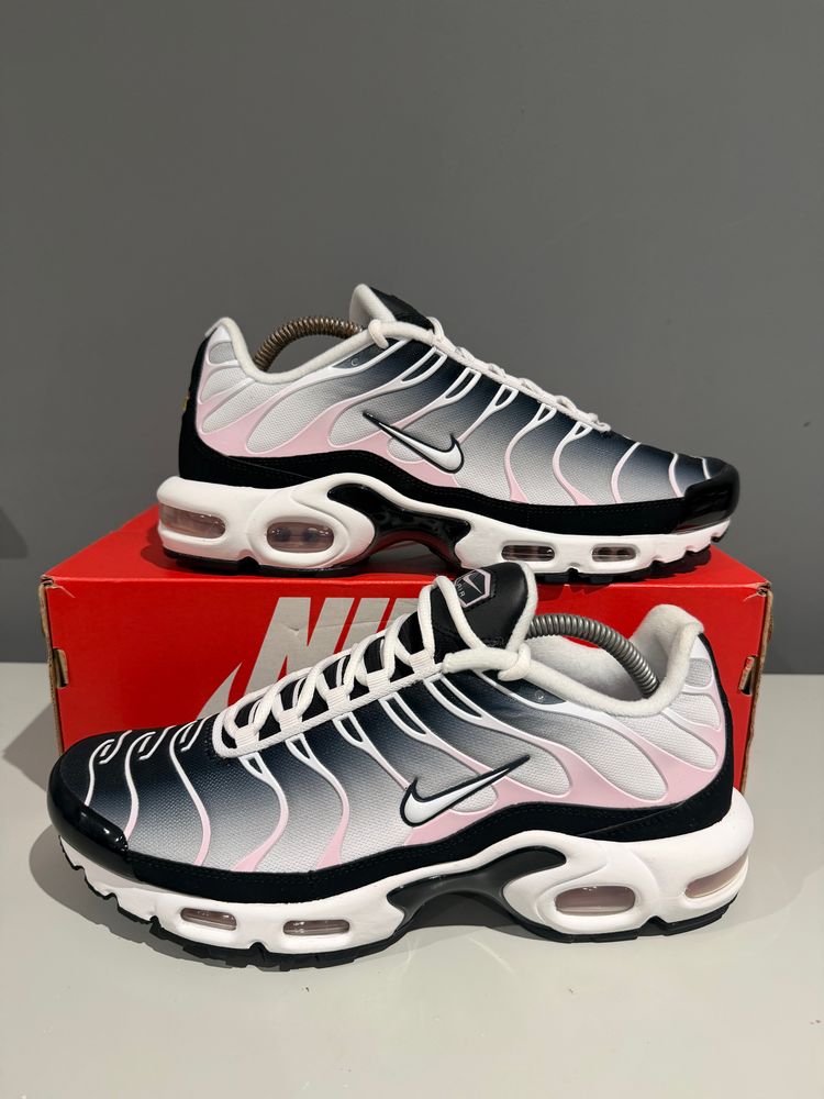 Nike Air Max Plus ‘Black Pink Foam’ – UK 8.5 (No Box) image 1