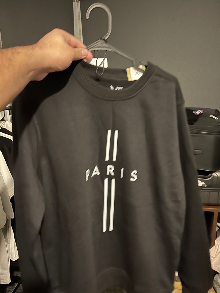Black Sweatshirt With Paris Text And Vertical Stripes